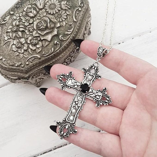Detaillierte Kreuz Goth Halskette